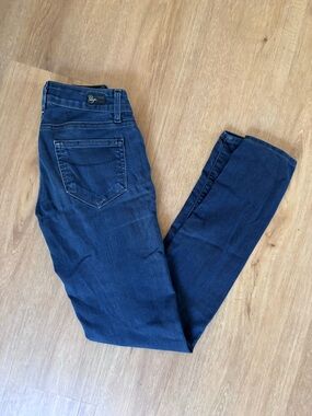 PAIGE Dark Blue Verdugo Jeggings
